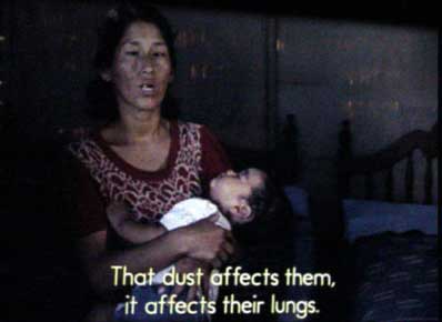 Madre peruviana: gli effetti della polvere sono quelli sui suoi figli minatori